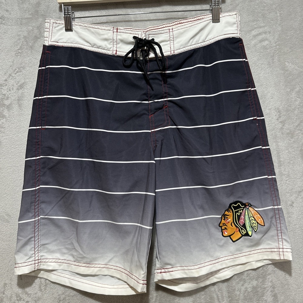 NHL Chicago Blackhawks Men's Board Shorts Size L Black White Gradient Logo Patch